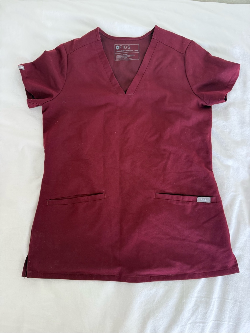 FIGS Technical Collection Burgundy Maroon V-Neck Scrub Top - XXS